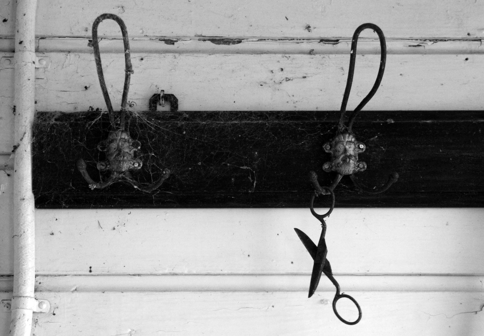 31_11_Bjarne Meldgaard_Saks på knag