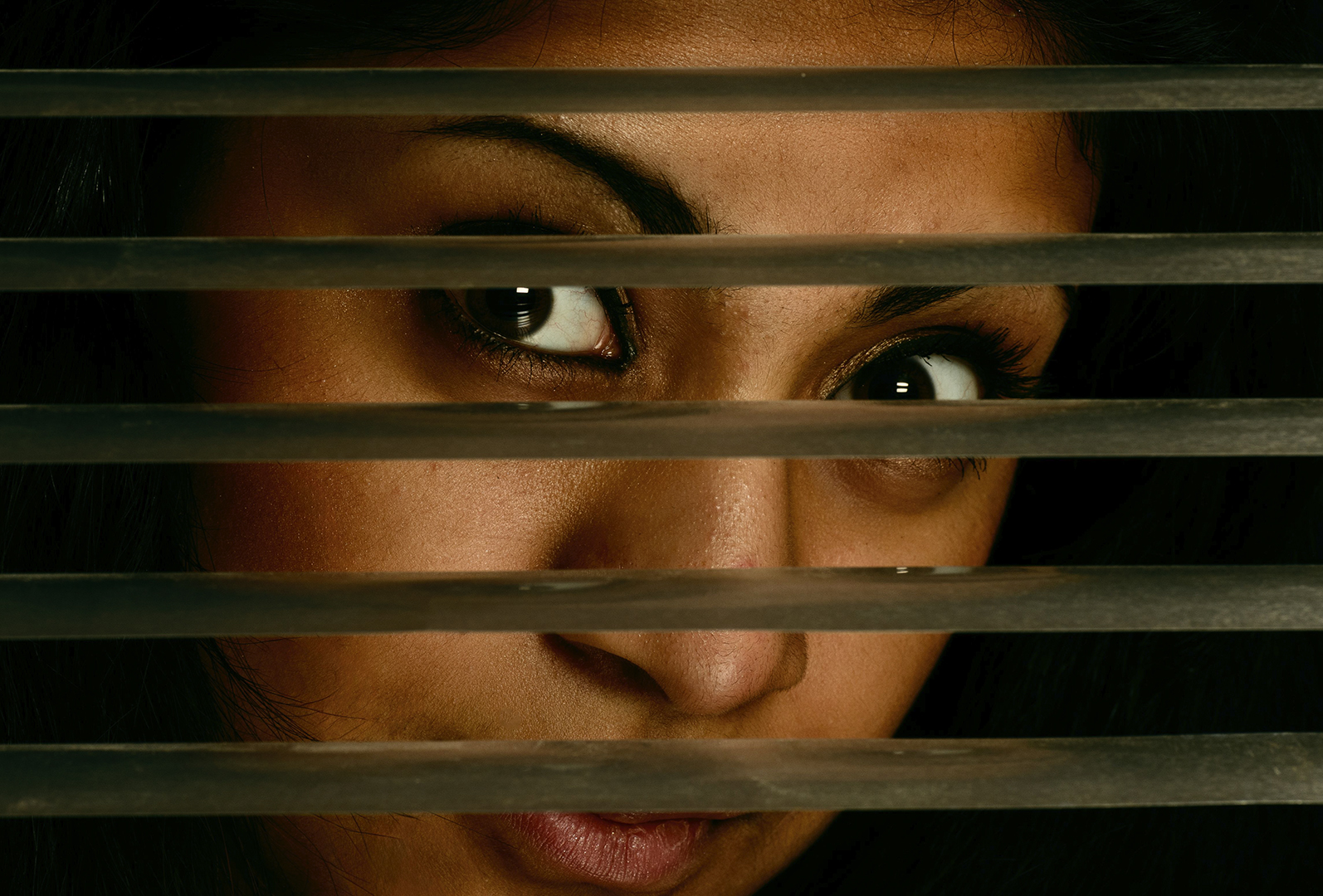 05_F_Kjeld Agerskov_Behind blinds