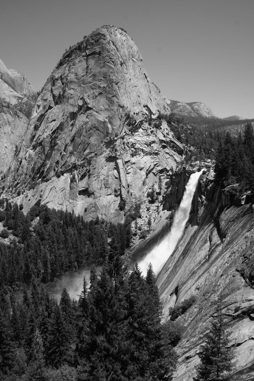 19_M_Lars Hjort Præstegaard_Nevada Fall